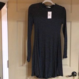 ladies “Lush”Blk/Wht Stripe Dress NWT -LARGE